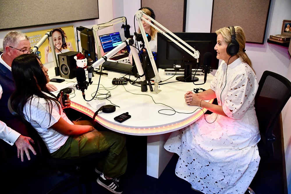 A Royal Broadcast on Radio Christmas